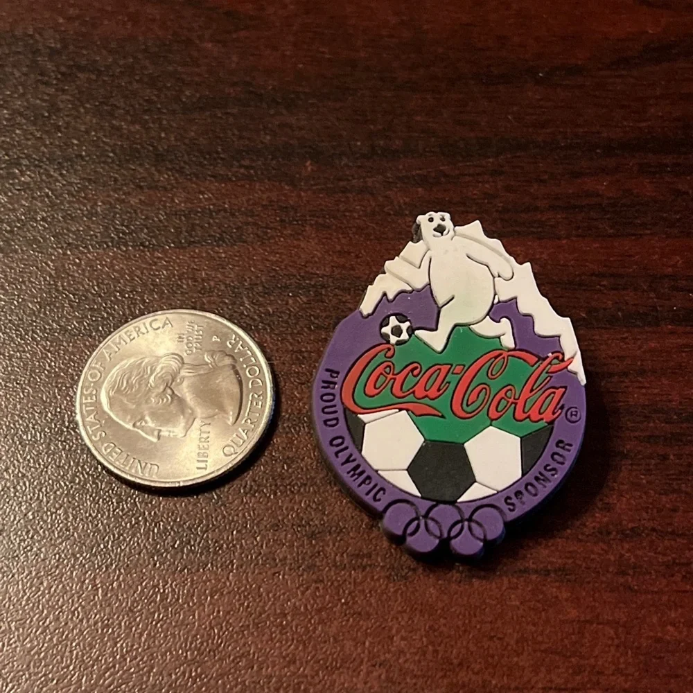 Coca Cola‎ Proud Olympic Sponsor Polar Bear Rubber Lapel Hat Pin